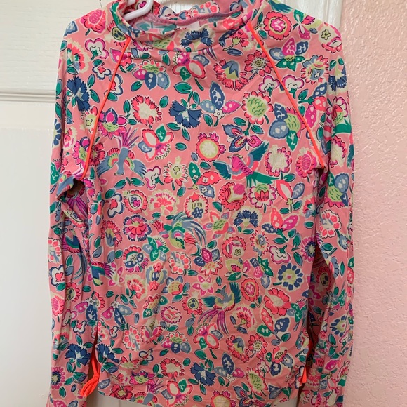 Boden long sleeve rash guard and swim suit bottoms - Picture 3 of 4